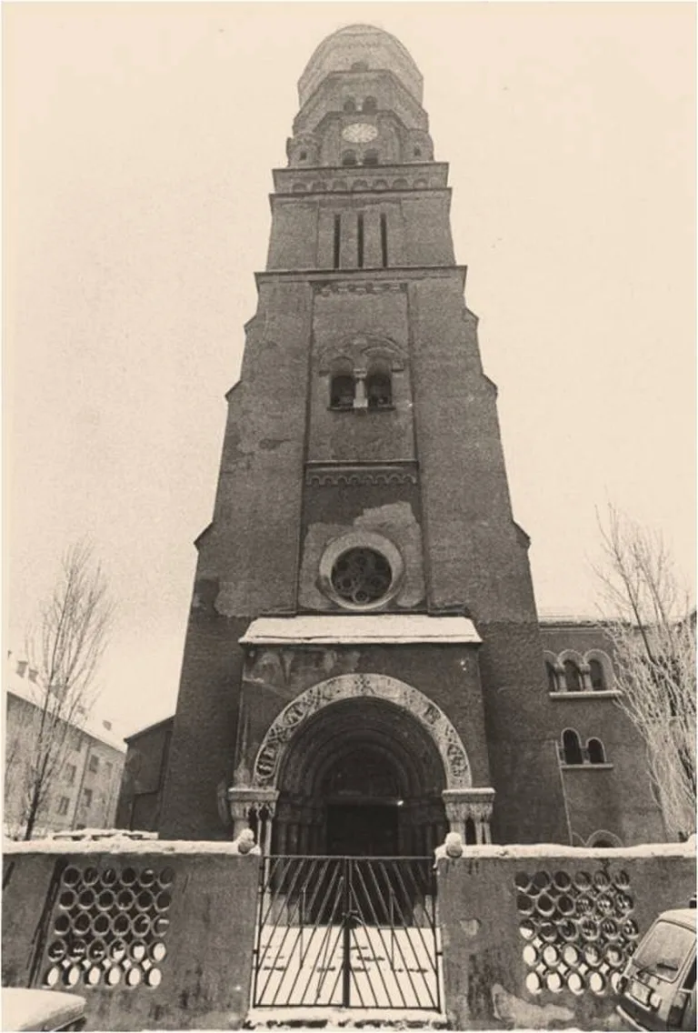 Načrti za rešitev prostorske stiske, 8 fotografij, Fotografija