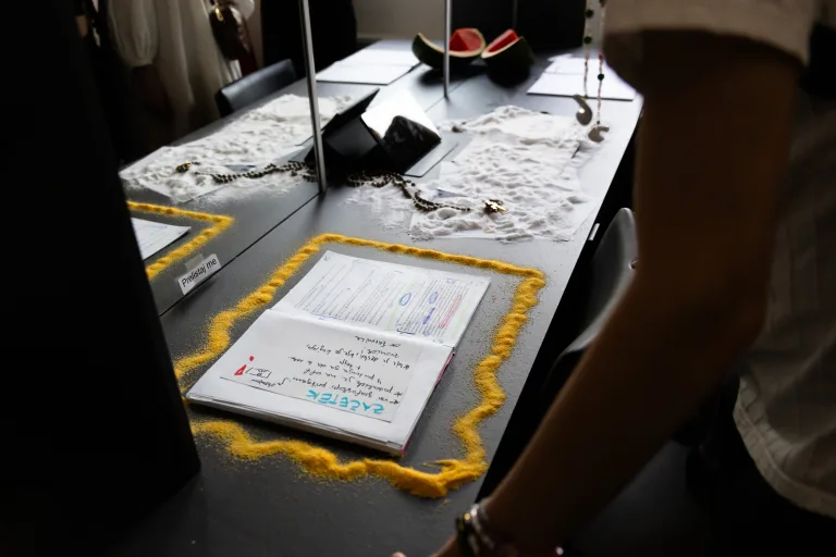 Pop-up razstava študentk in študentov Odprte katedre, 5 fotografij, Fotografija