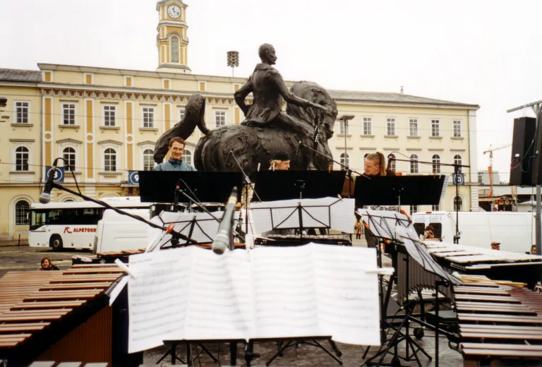 Triada 2004, 6 fotografij, Fotografija
