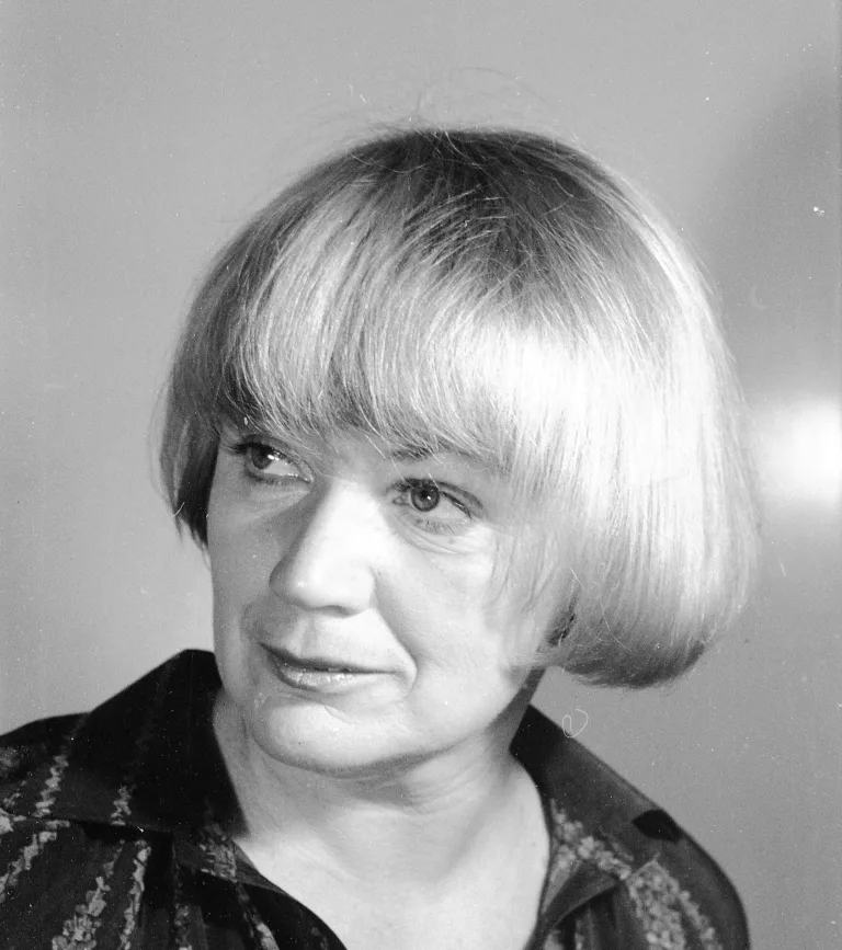 Lojzka Žerdin, Osebnost, Profesorica, Nazorjeva, Oddelek za gledališče in radio, 1970–1991